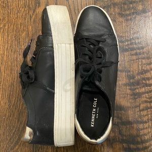 Kenneth Cole Black Leather Platform Sneaker